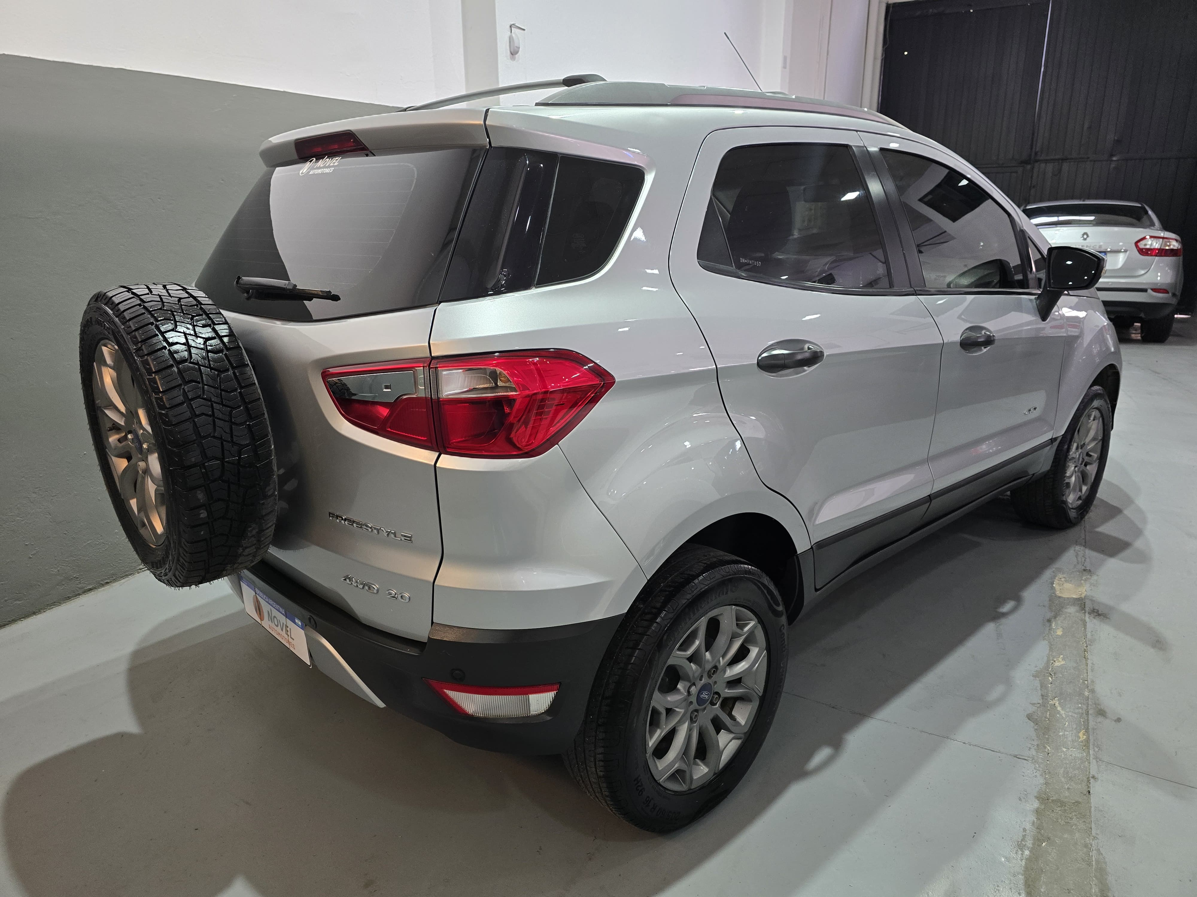 Ford Ecosport 2015 Freestyle 2.0L MT 4WD Manual 3