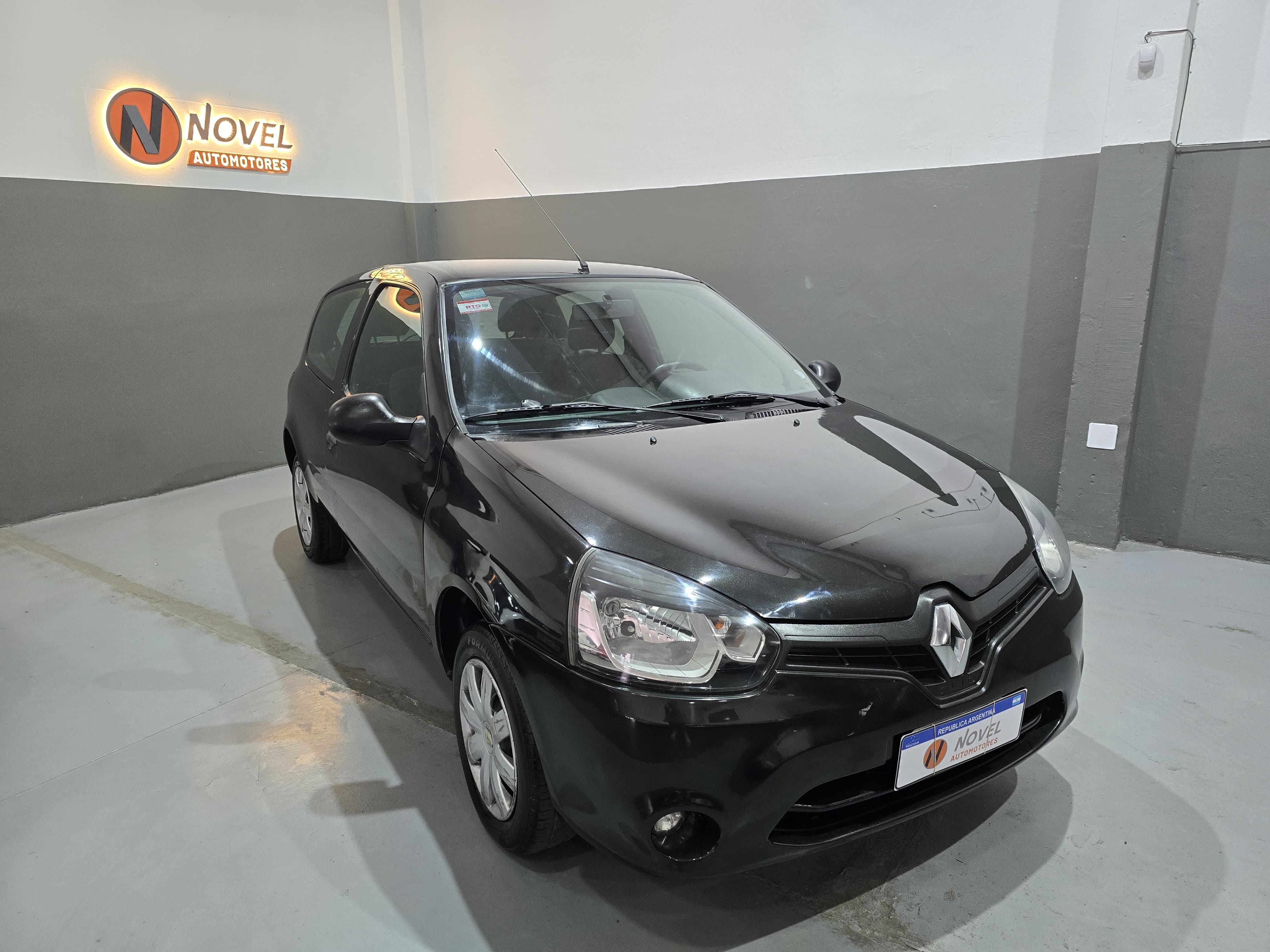Renault Clio 2013 Expression Pack II 3p 1
