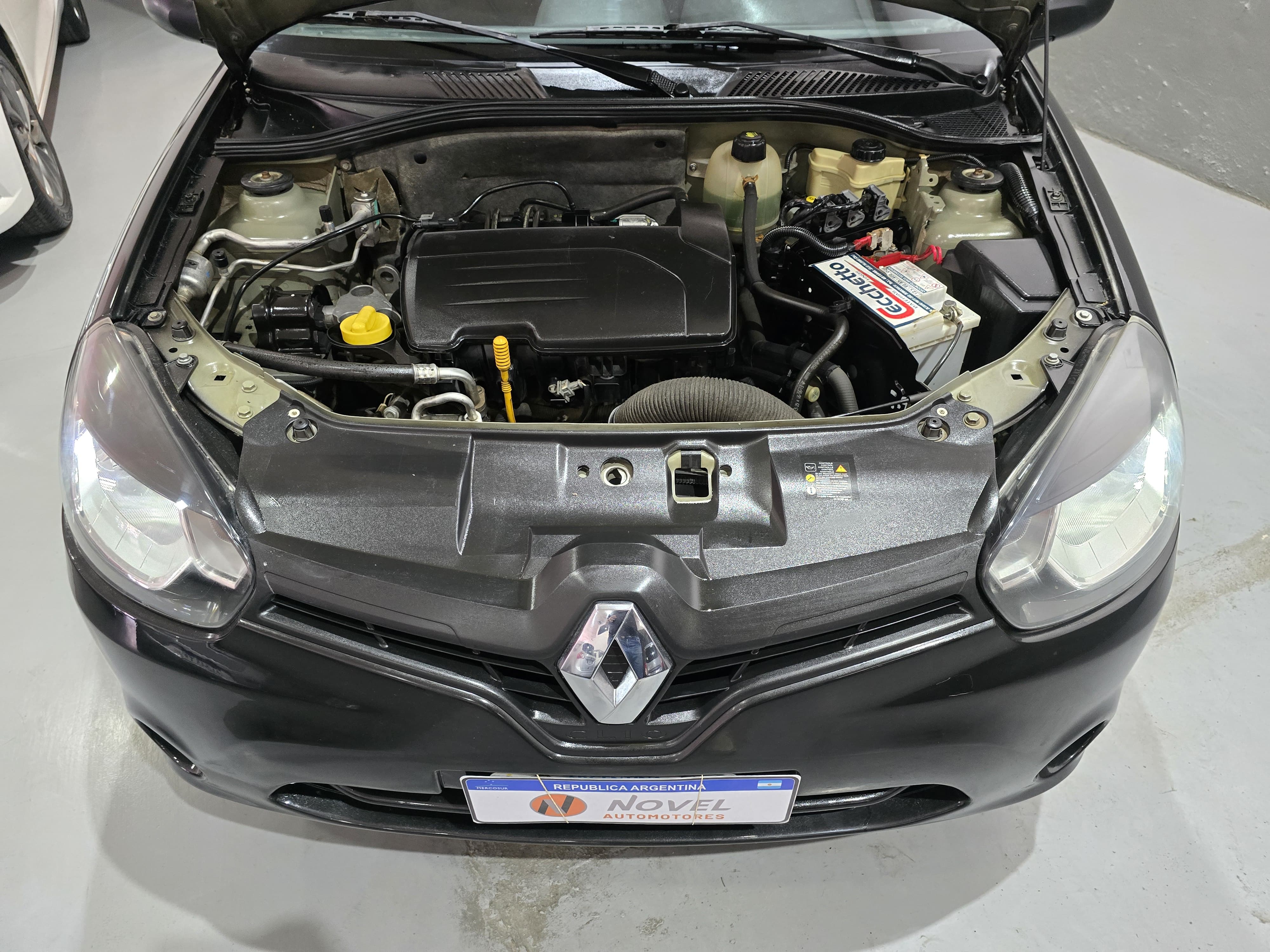 Renault Clio 2013 Expression Pack II 3p 6