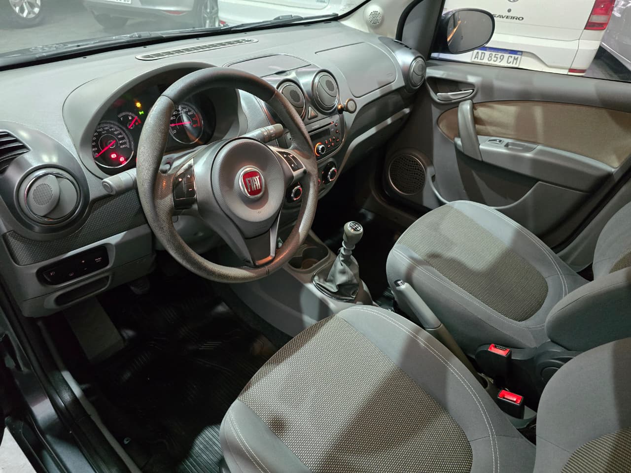 Fiat Palio 2014 Essence 5p 1.6 con GNC 9