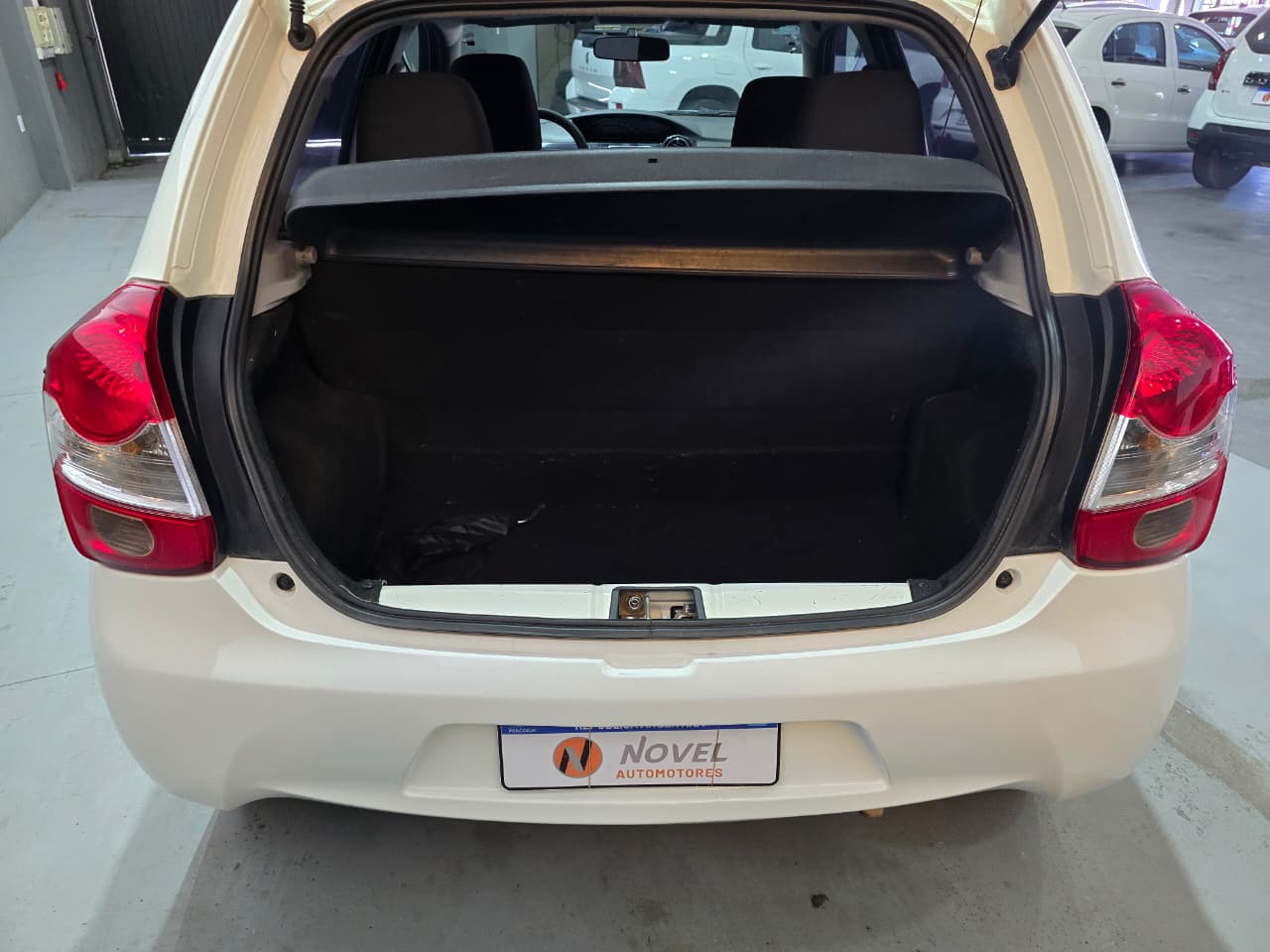 Toyota Etios 2015 Xs 1.5 5p Manual 5