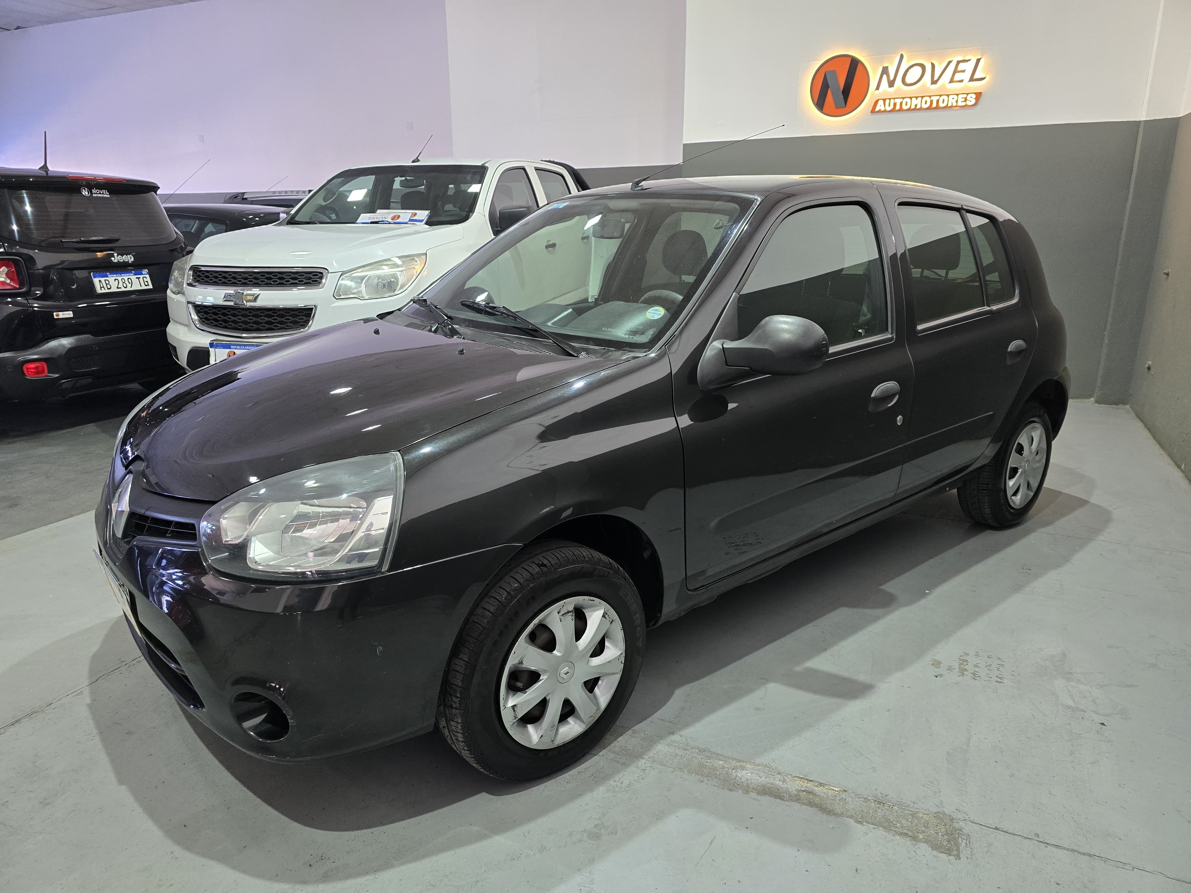 Renault Clio Mío 2013 Expression Pack II 5p Manual 4