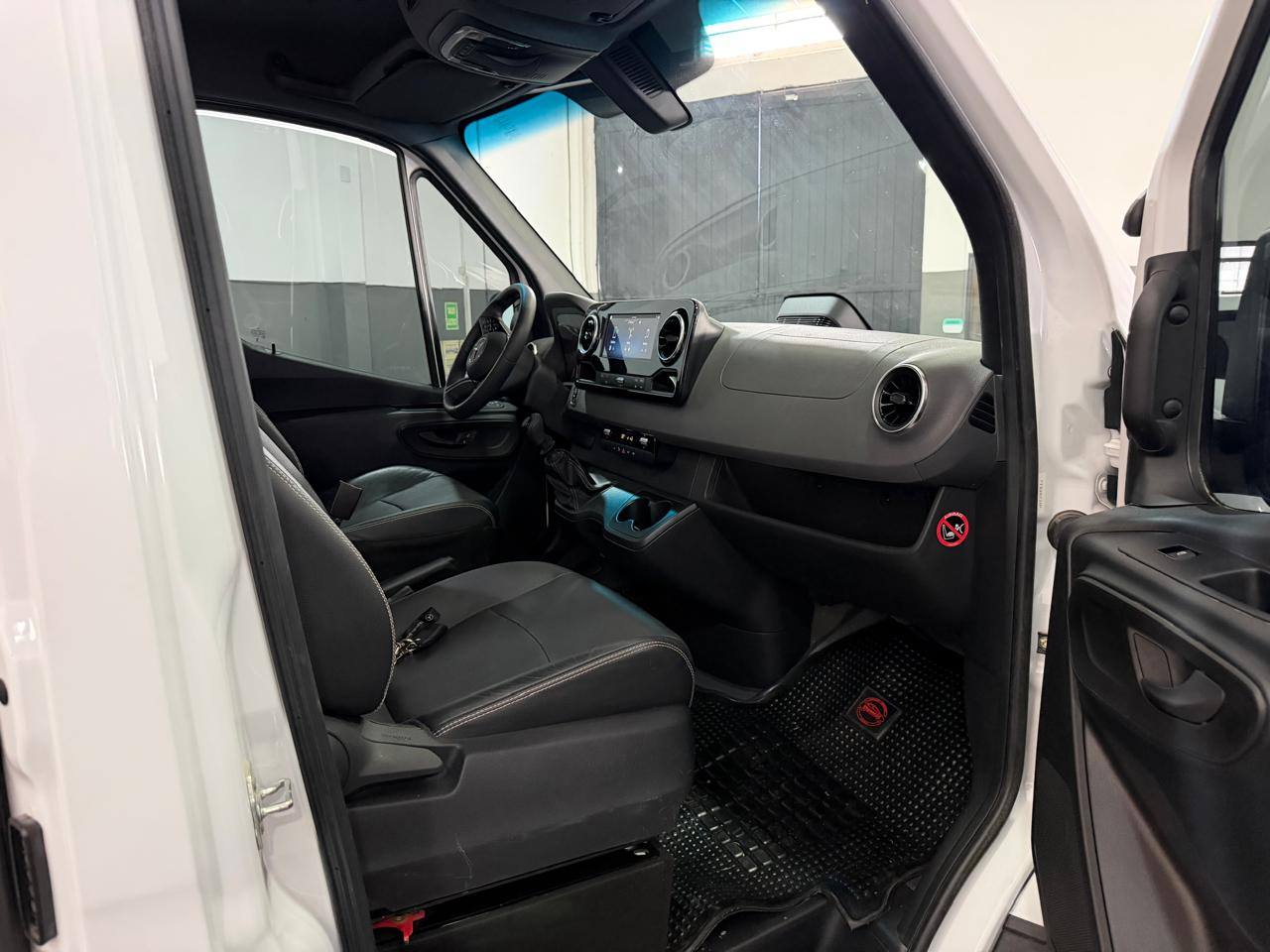 Sprinter Motorhome Sprinter 414 Homologado 8