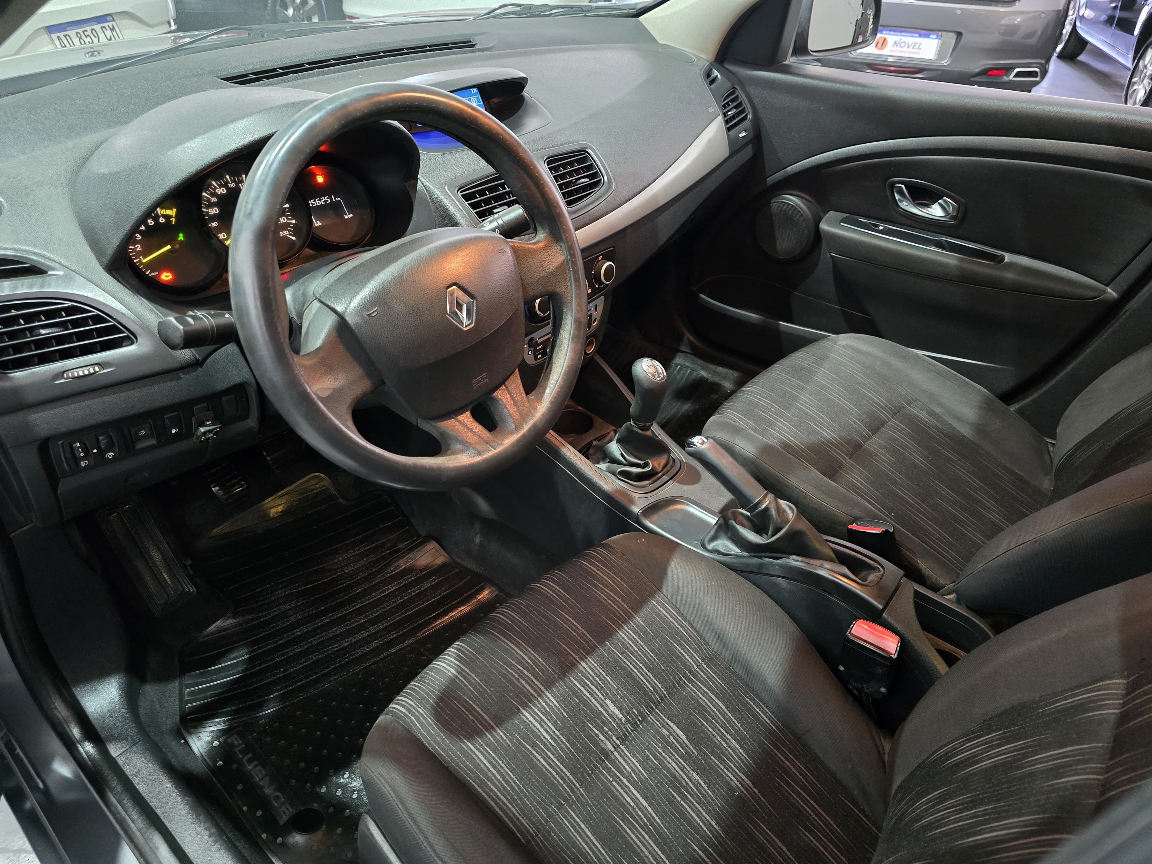 Renault Fluence 2015 1.6 16v Confort Plus 7