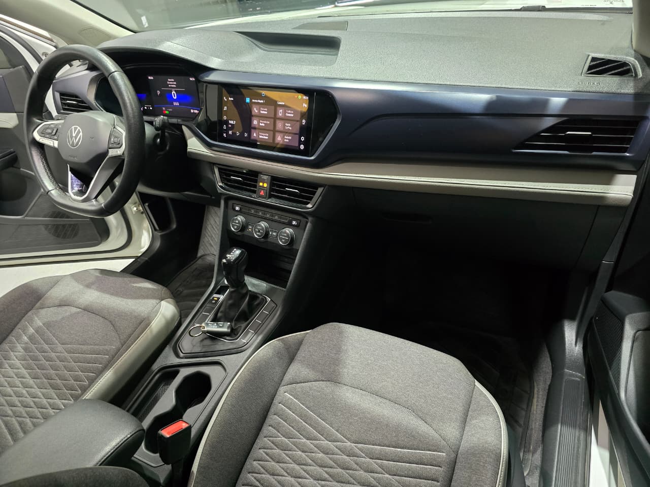 Volkswagen Taos 2021 Comfortline 250TSI AT Automática 5