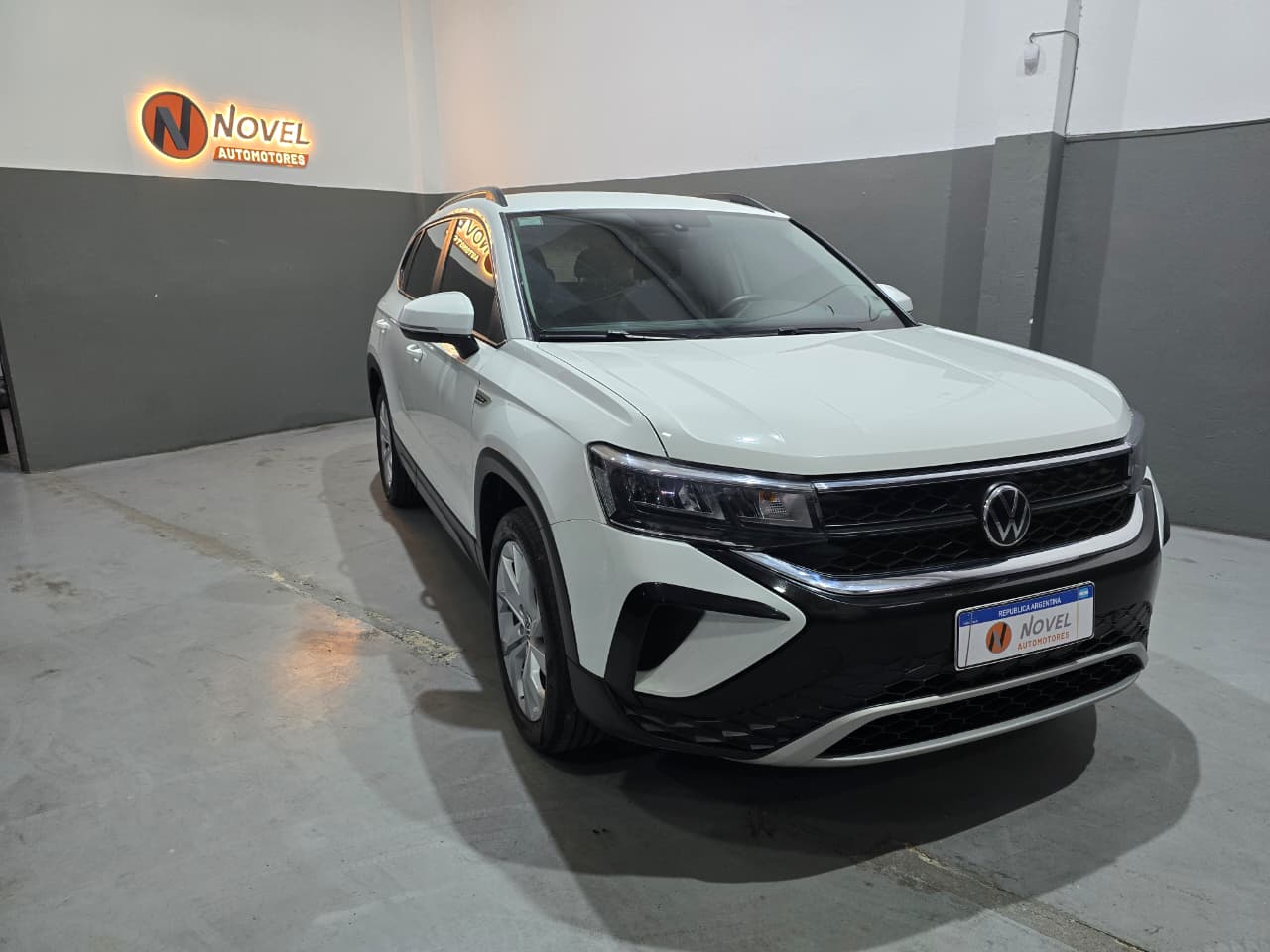 Volkswagen Taos 2021 Comfortline 250TSI AT Automática 1