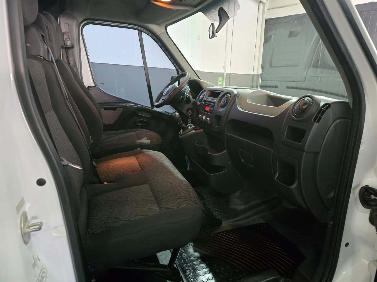 Renault Master 2017 Furgón L1H1 Manual 8