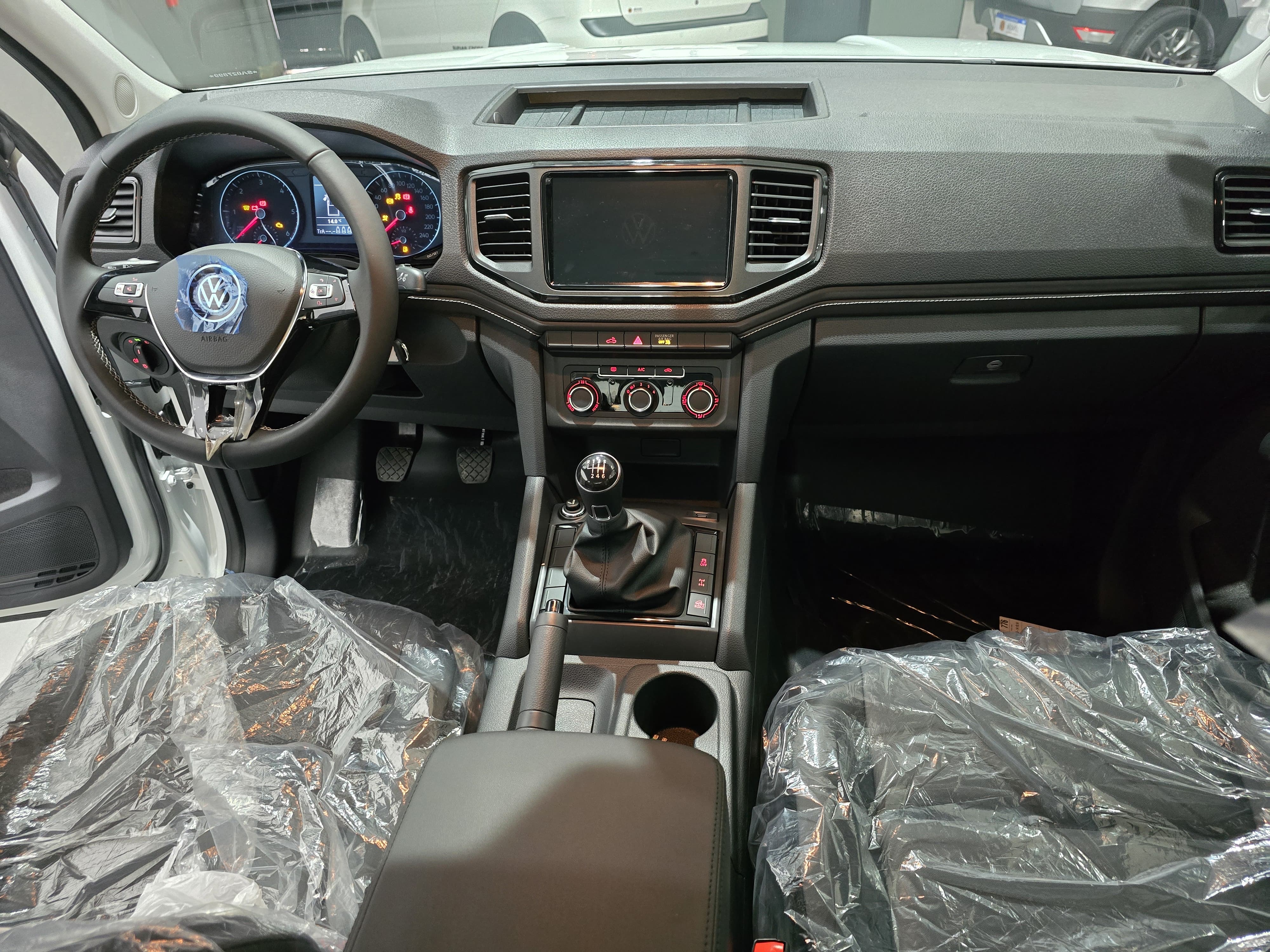 Volkswagen Amarok 2026 2.0 Trendline 0km 8