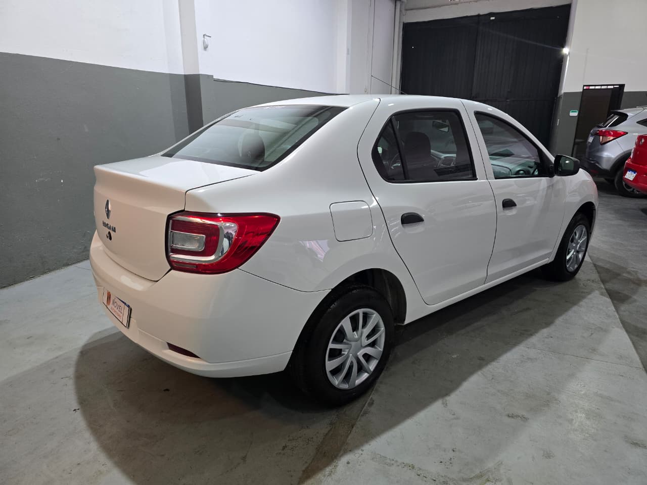 Renault Logan 2024 1.6 Manual 3