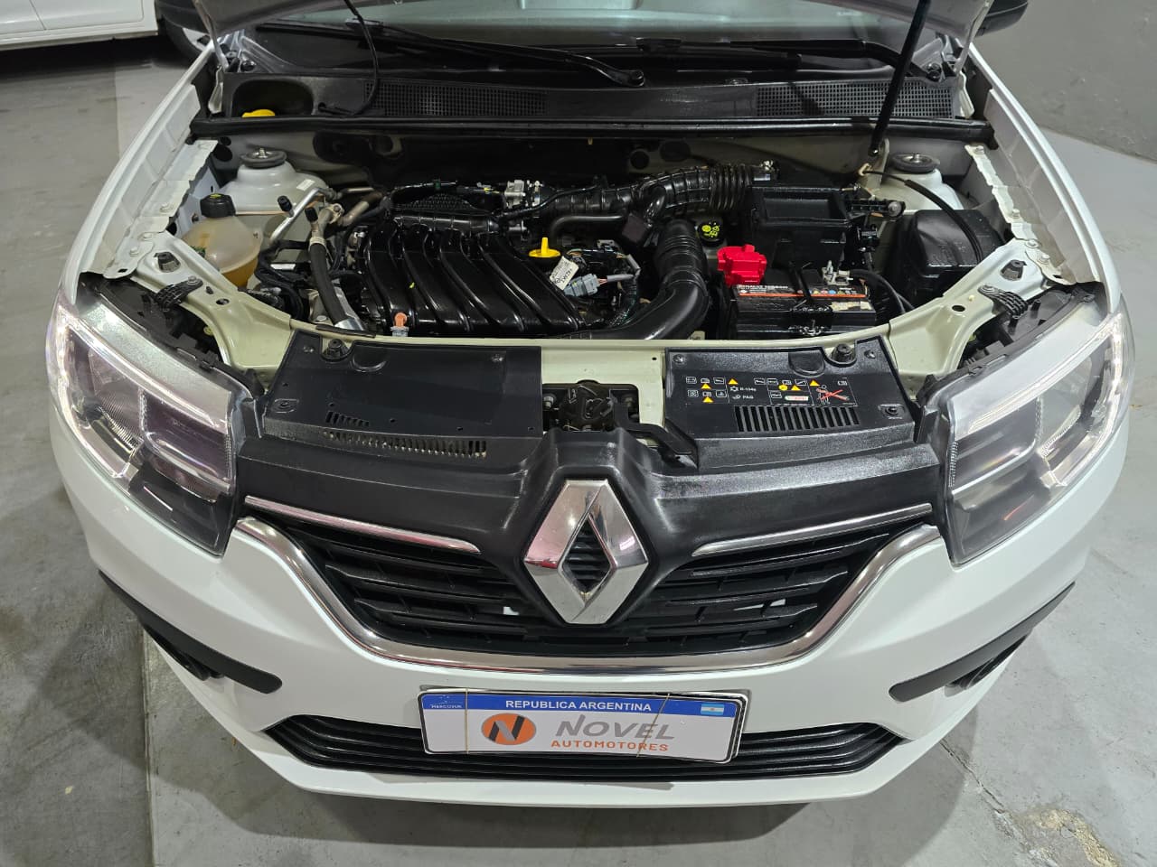 Renault Logan 2024 1.6 Manual 4