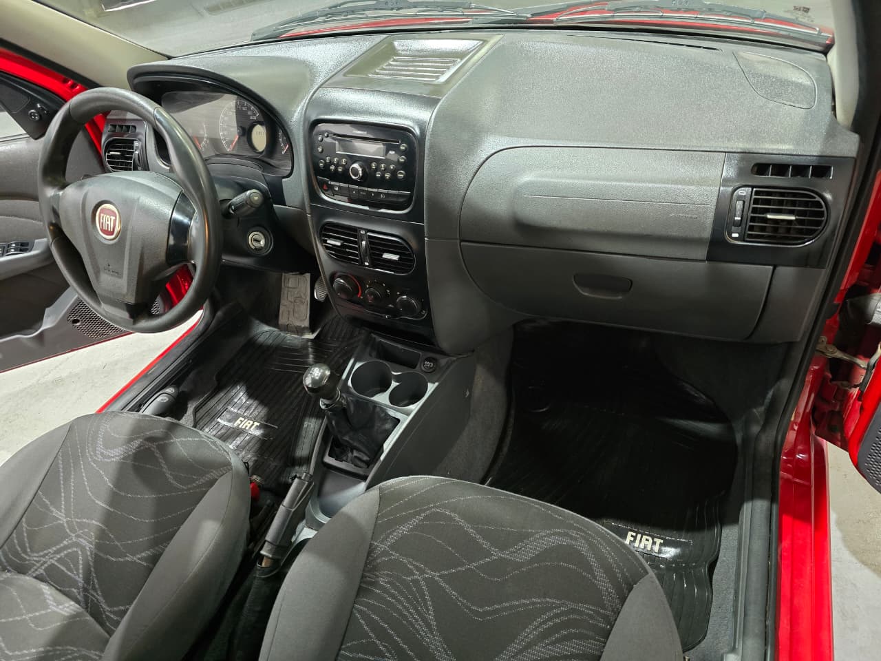 Fiat Sedan 2016 SIENA EL Manual 7