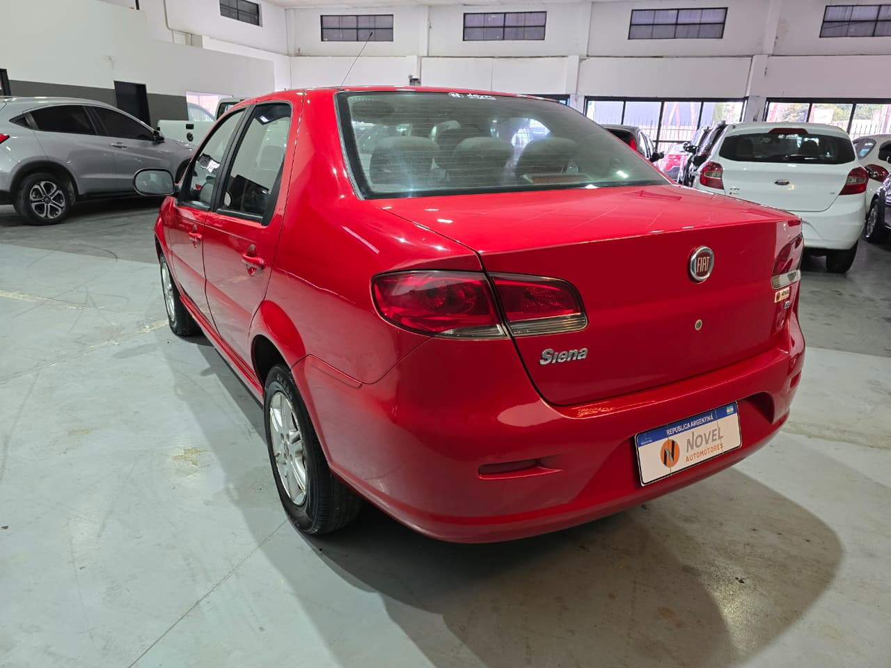 Fiat Sedan 2016 SIENA EL Manual 4