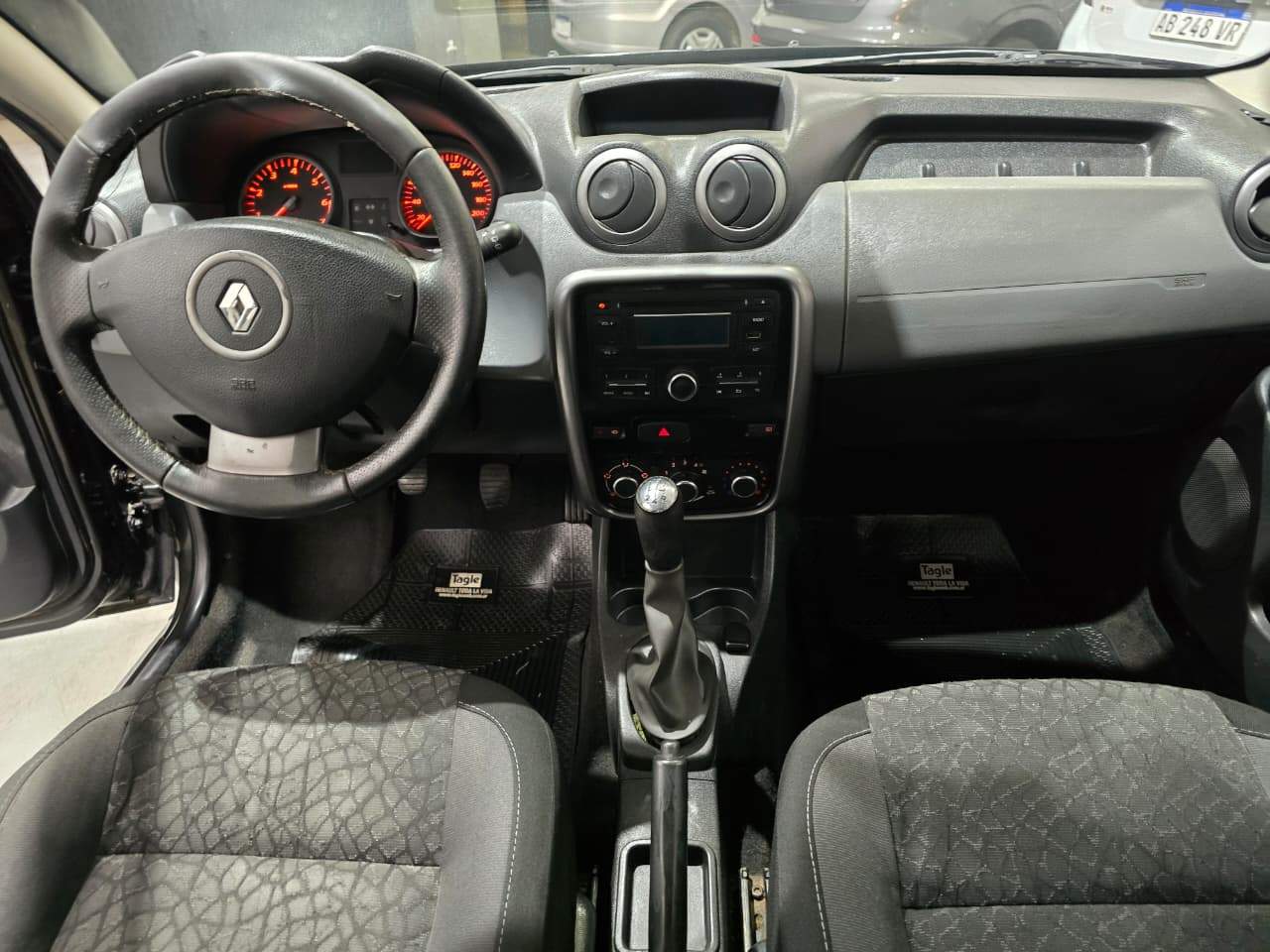 Renault Duster 2014 Confort Plus 1.6 Manual con gnc 7