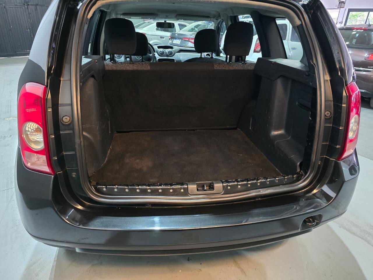 Renault Duster 2014 Confort Plus 1.6 Manual con gnc 5