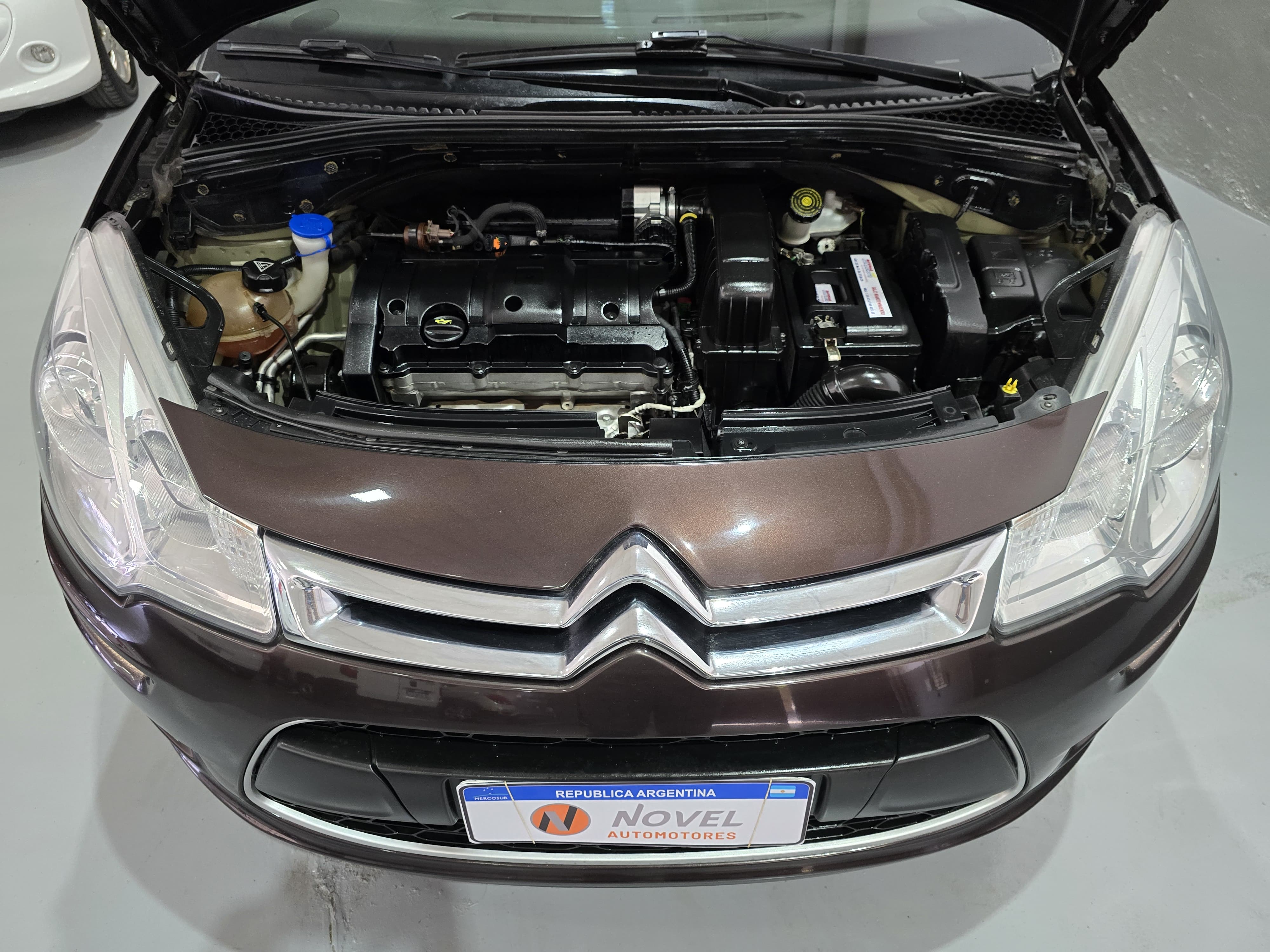 Citroën C3 2018 VTI Feel Manual 6