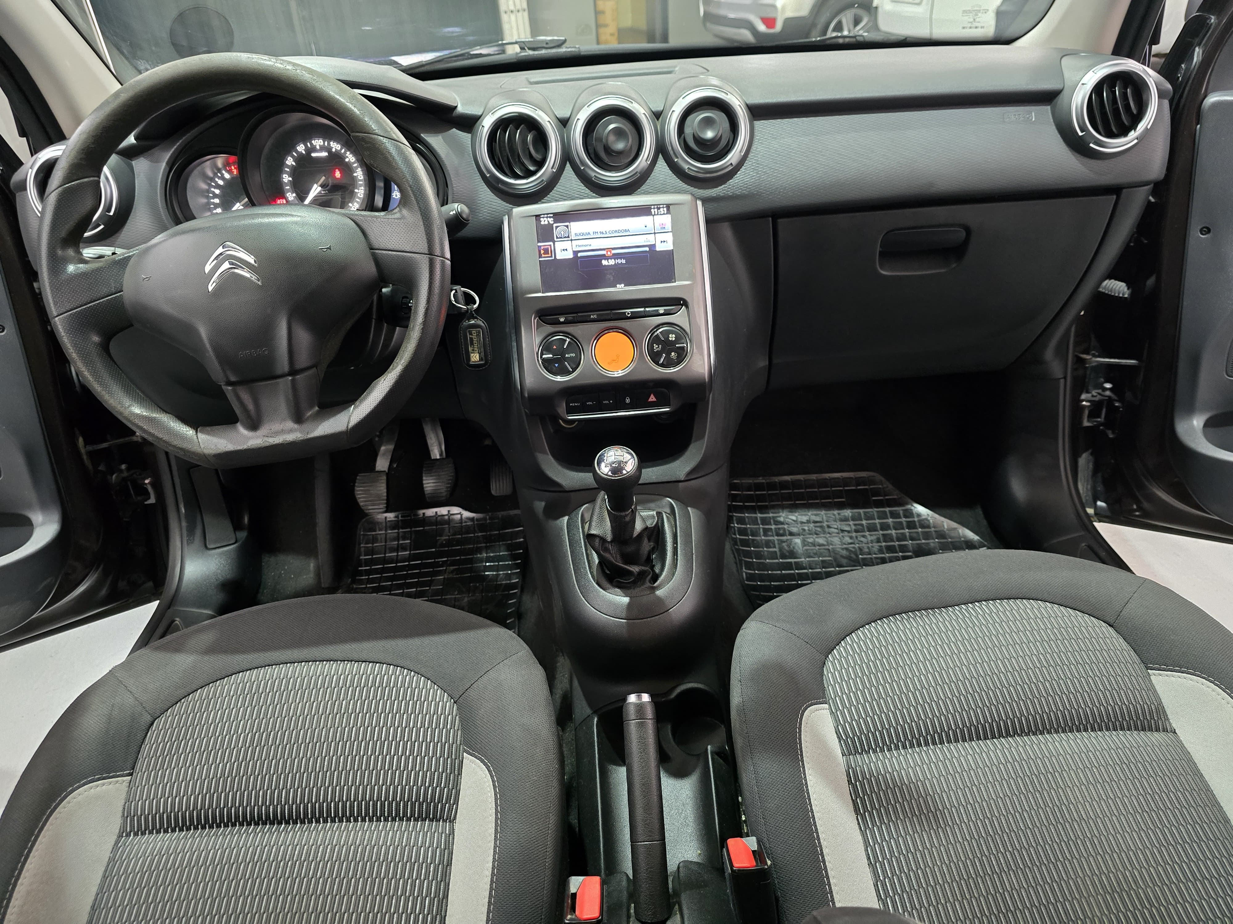 Citroën C3 2018 VTI Feel Manual 8