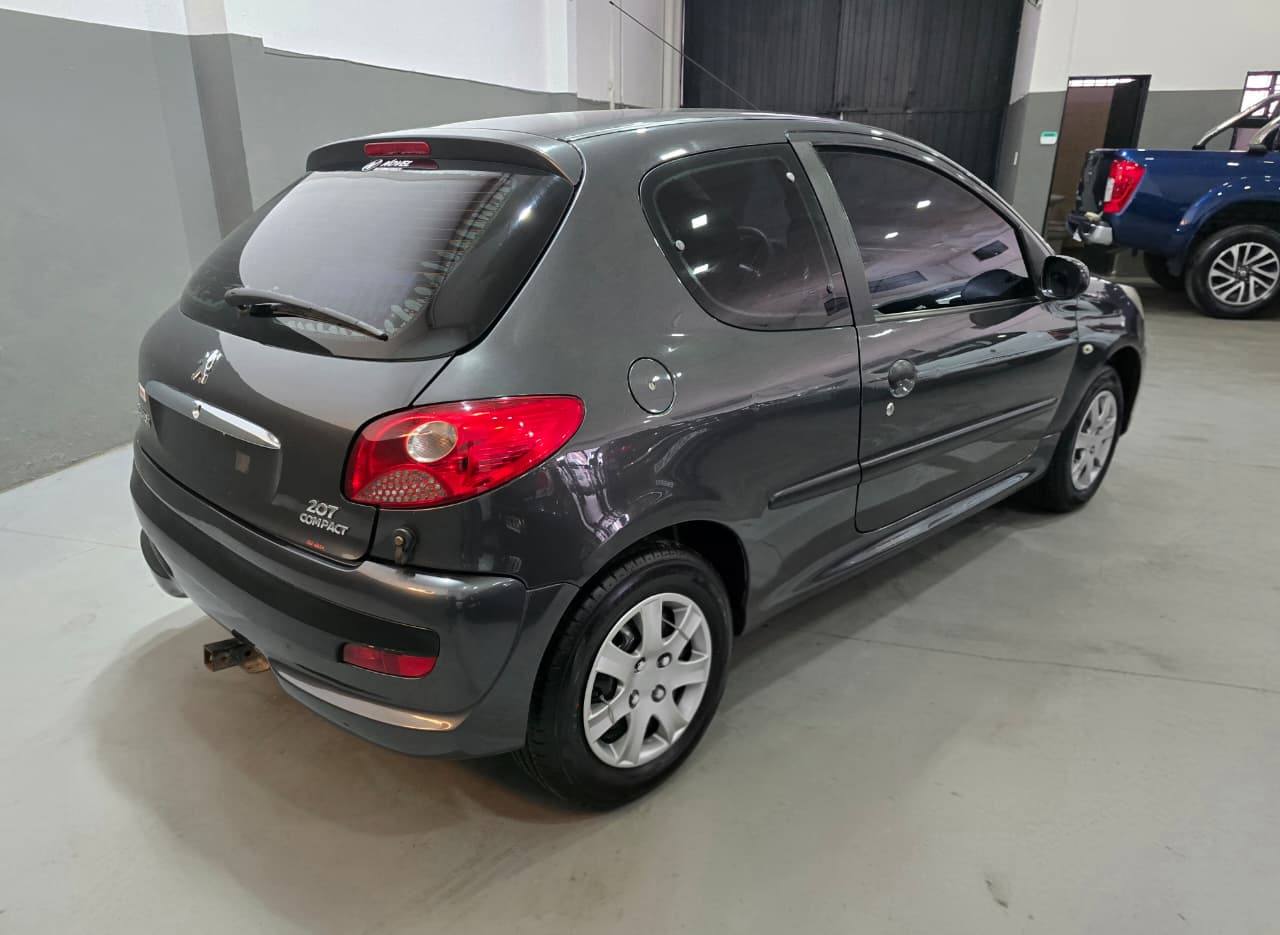 Peugeot 207 2010 Compact Xr Allure 1.4 Manual 4