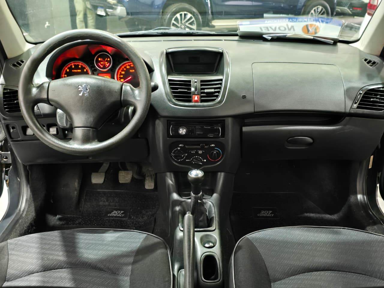 Peugeot 207 2010 Compact Xr Allure 1.4 Manual 7