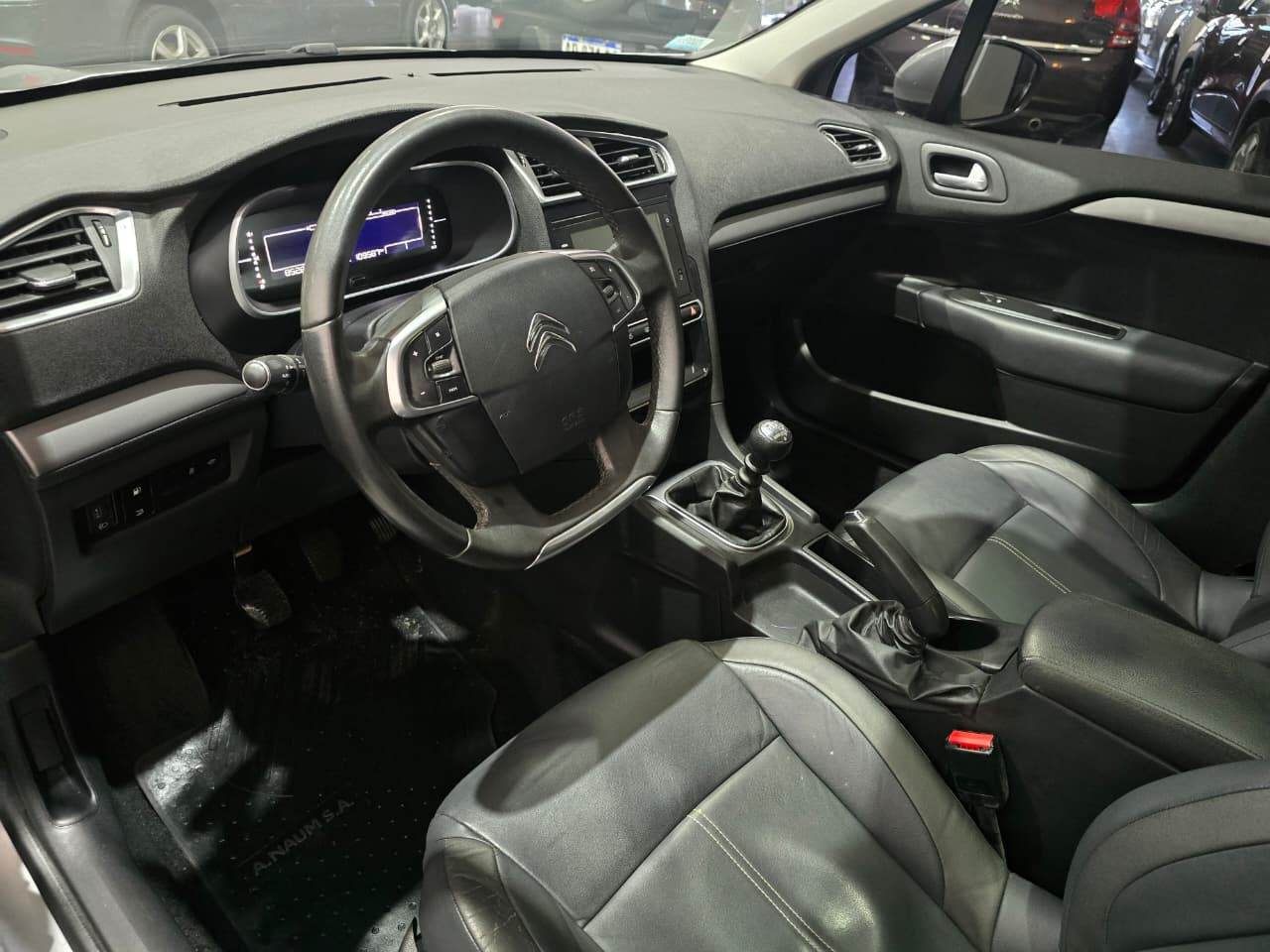 Citroën C4 Lounge 2018 feel pack Hdi Manual 6
