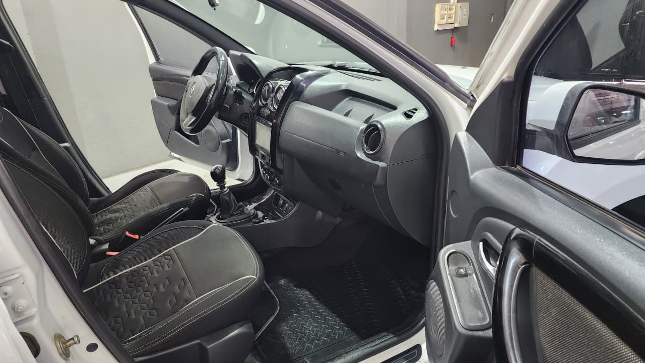 Renault Oroch 2019 Privilege 2.0 Manual con GNC 7