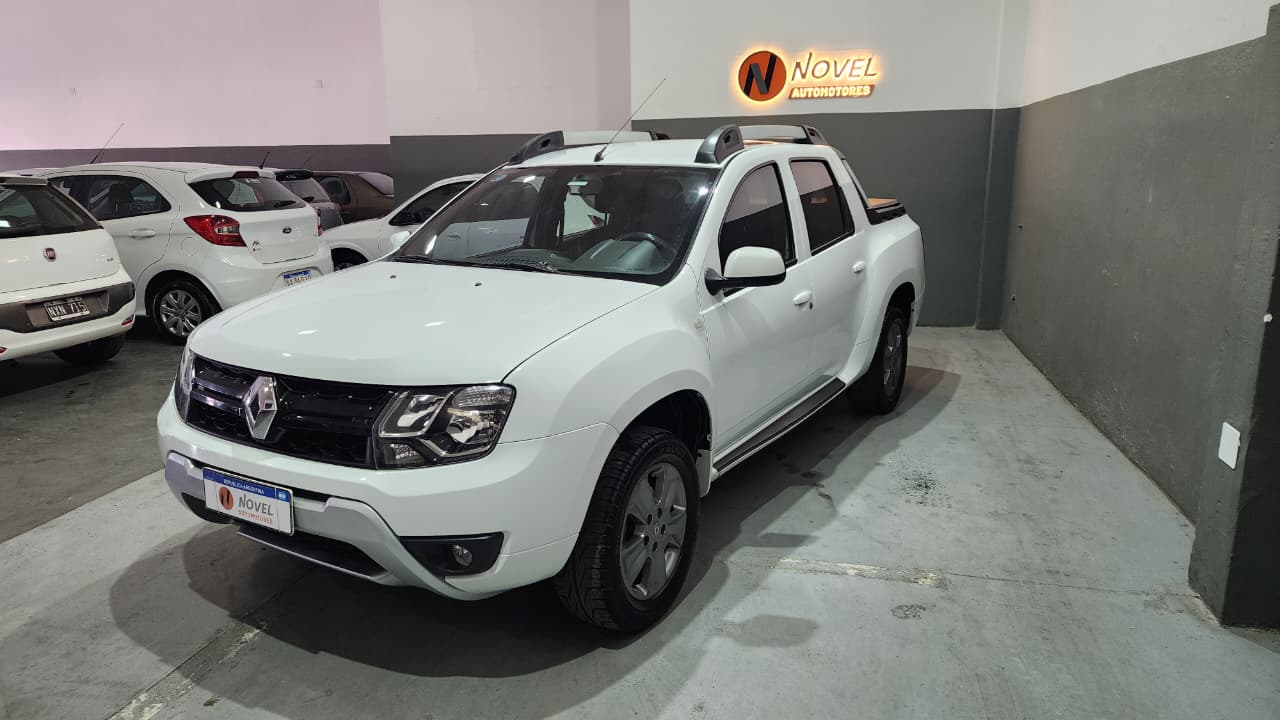 Renault Oroch 2019 Privilege 2.0 Manual con GNC 2