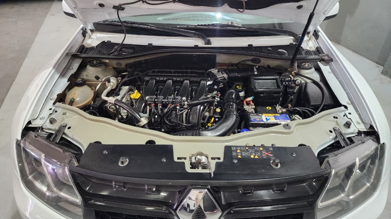 Renault Oroch 2019 Privilege 2.0 Manual con GNC 9